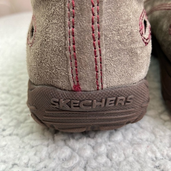 Skechers Relax Fit Slip On Loafers Women, 9.5 - Picture 6 of 13